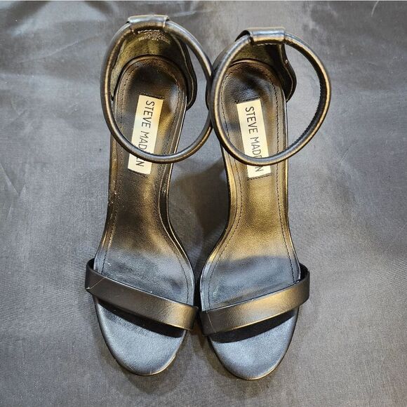 STEVE MADDEN ALMOND TOE ANKLE STRAP SANDAL - Picture 2 of 15